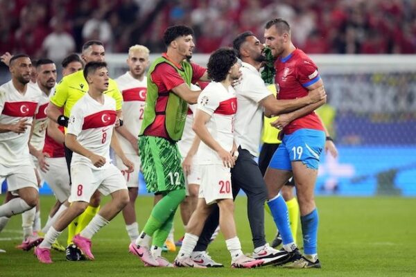 Laga Republik Ceko vs Turki Menjadi Match Dengan Rekor Kartu Merah Terbanyak Sepanjang Sejarah Euro