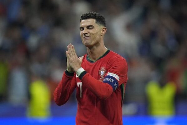 Cristiano Ronaldo Frustasi Sampai Menangis