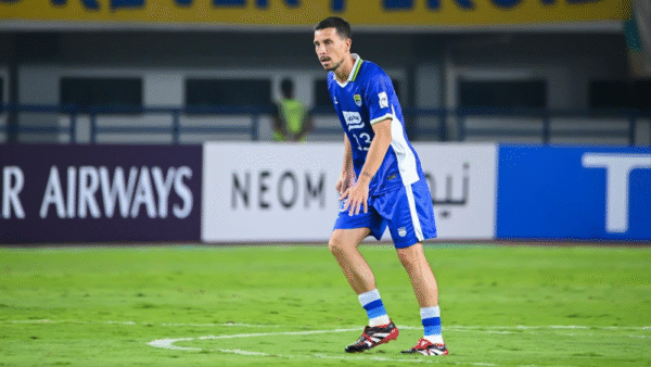 Thom Haye Akui Fisik Lebih Kuat, Akui Belum Ideal di Persib